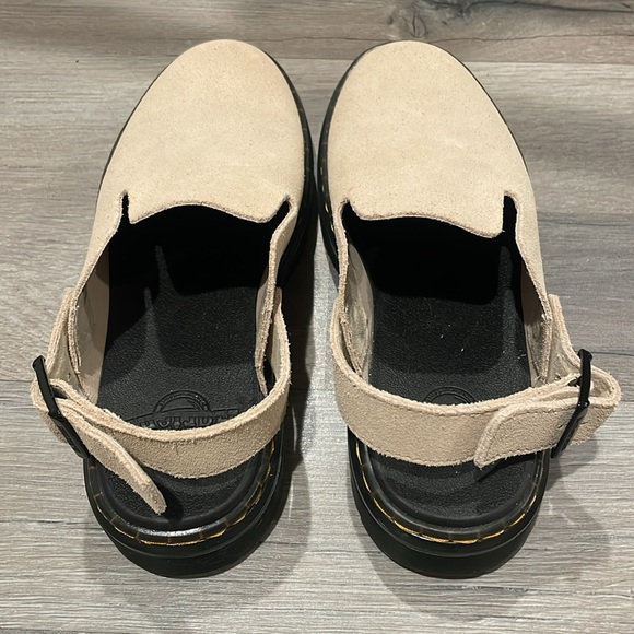 Dr Martens Women's Cream Carlson Suede Slingback Mules - Picture 7 of 16